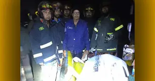 নওগাঁয় ডাম্পট্রাকের চাপায় ভ্যানে থাকা ৫ যাত্রী নিহত